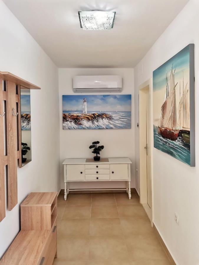Honeycomb Apartment Split - Free Parking المظهر الخارجي الصورة
